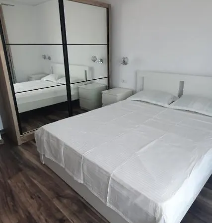 Illy Apartament Mamaia Nord Apartment *
